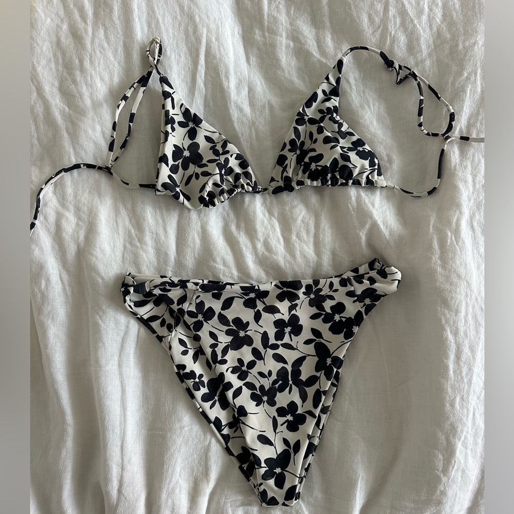 Skatie Swim black floral set! High waisted bottoms. Triangle Top
